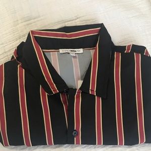 Fashion Nova Mens shirt